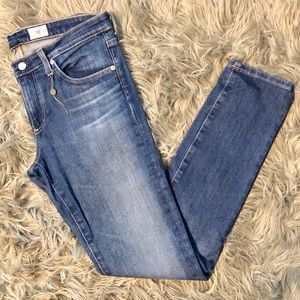 AG Women’s The Stilt Cigarette Leg Jeans Size 29